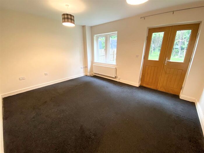 4 Bedroom Detached House To Rent In Towngate Fold, Meltham, Holmfirth, West Yorkshire, HD9