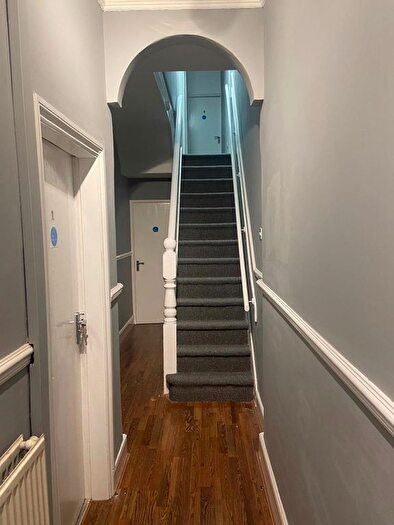 7 Bedroom Terraced House To Rent In City Road, Birmingham, B16