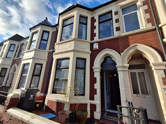 4 Bedroom Property To Rent In Dogfield Street, Cardiff, CF24