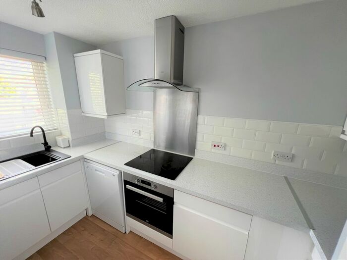 1 Bedroom Flat To Rent In Cranbrook, Woburn Sands, Milton Keynes, MK17