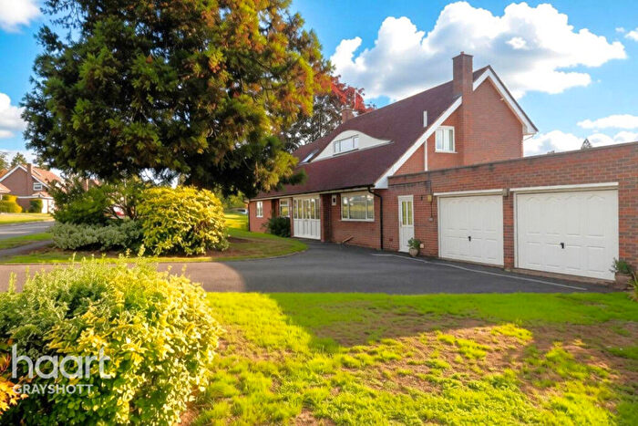 4 Bedroom Detached House For Sale In Shepherds Way, Liphook, GU30