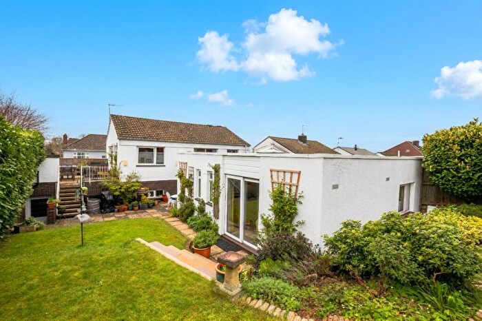 5 Bedroom Link Detached House For Sale In St. Hilary Close, Bristol, BS9