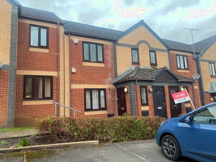 1 Bedroom Apartment To Rent In Loughman Close, Kingswood, Bristol, BS15