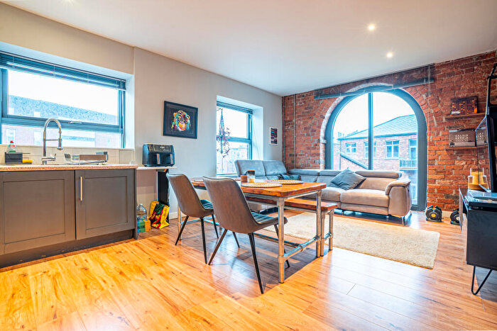 2 Bedroom Apartment For Sale In Worsted House East Street Mills, LS9