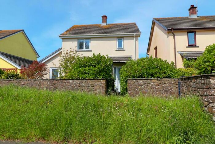 3 Bedroom Detached House For Sale In Higher Clovelly, Bideford, EX39