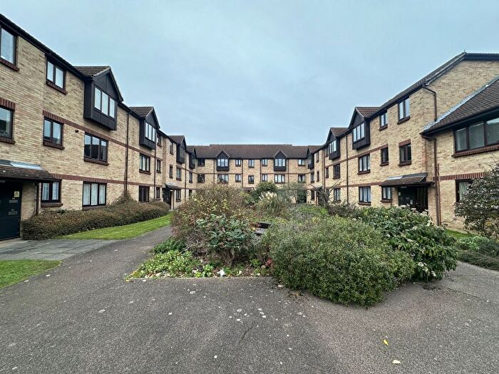 2 Bedroom Flat To Rent In Spring Close, Chadwell Heath, RM8