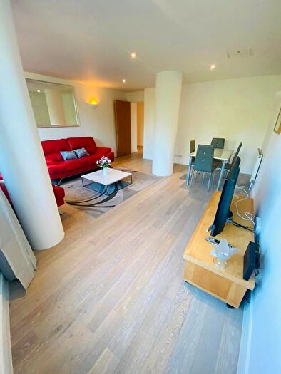 2 Bedroom Flat To Rent In New Atlas Wharf, Arnhem Place, Isle Of Dogs, Westferry Road, London, E14