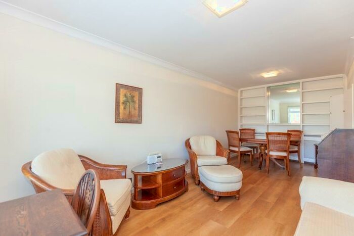 2 Bedroom Flat To Rent In Heron Place, Oxford, OX2