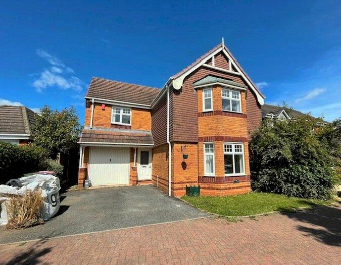 4 Bedroom Detached House To Rent In Wyndham Grove, Priorslee, Telford, Shropshire, TF2