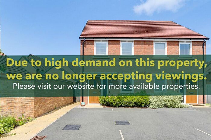 2 Bedroom Semi-Detached House To Rent In Woodpecker Close, West Bridgford, Nottingham, NG2