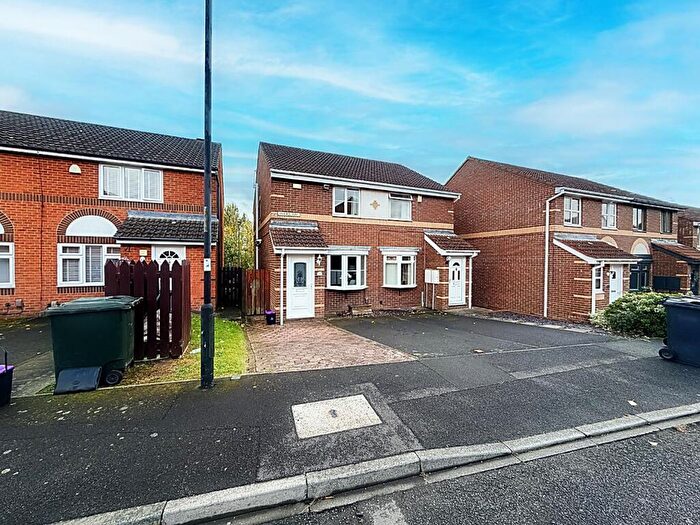 2 Bedroom Semi-Detached House For Sale In Priors Way, Rosehill, NE28