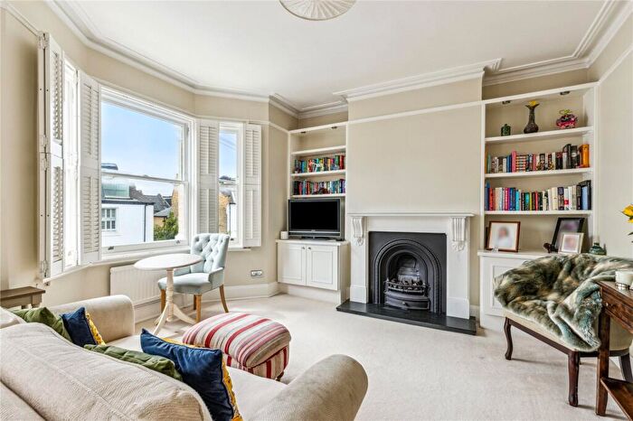 2 Bedroom Apartment For Sale In Dulka Road, SW11