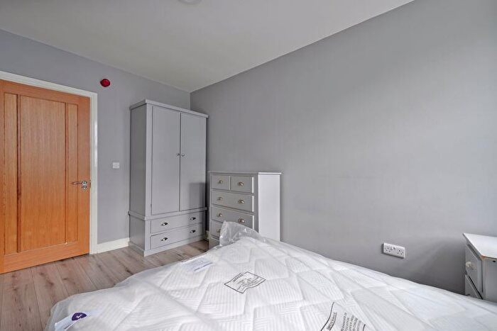 2 Bedroom Apartment To Rent In Flat B, Furnace Hill, Sheffield, S3