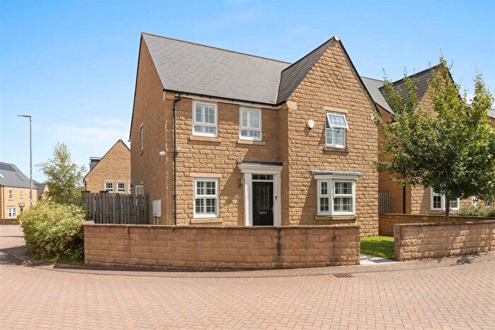 4 Bedroom Detached House To Rent In Rowan Avenue, Leeds, LS16