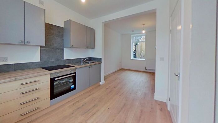 1 Bedroom Flat To Rent In Robert Street, Ynysybwl, Pontypridd, CF37