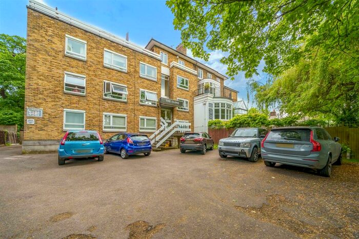 1 Bedroom Flat To Rent In Kingston Hill, Kingston Upon Thames, KT2