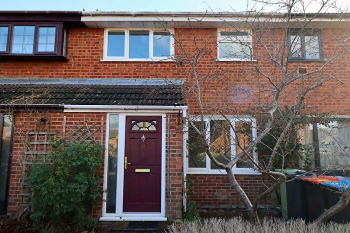 3 Bedroom Terraced House For Sale In Favell Drive, Furzton, Milton Keynes, MK4