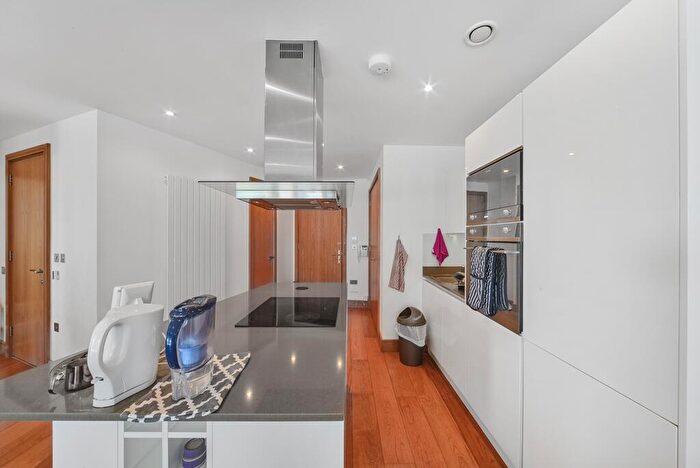 2 Bedroom Apartment To Rent In Arena Tower London, E14