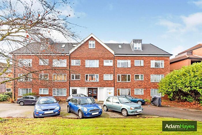 1 Bedroom Apartment To Rent In Gainsborough Road, Woodside Park, N12