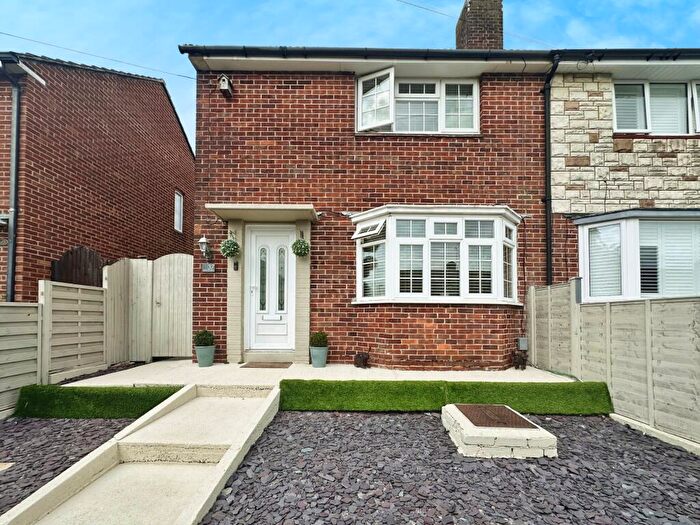 2 Bedroom Semi-Detached House For Sale In Winterslow Drive, Havant, PO9