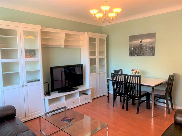 2 Bedroom Apartment To Rent In Gloucester Place, NW1