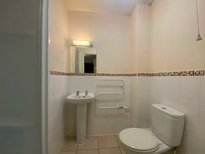 2 Bedroom Flat To Rent In Abbeyfields, Peterborough, PE2