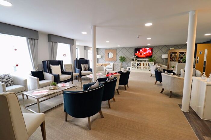 1 Bedroom Flat For Sale In Jupiter House, Hindhead Knoll, Walnut Tree, Milton Keynes, MK7