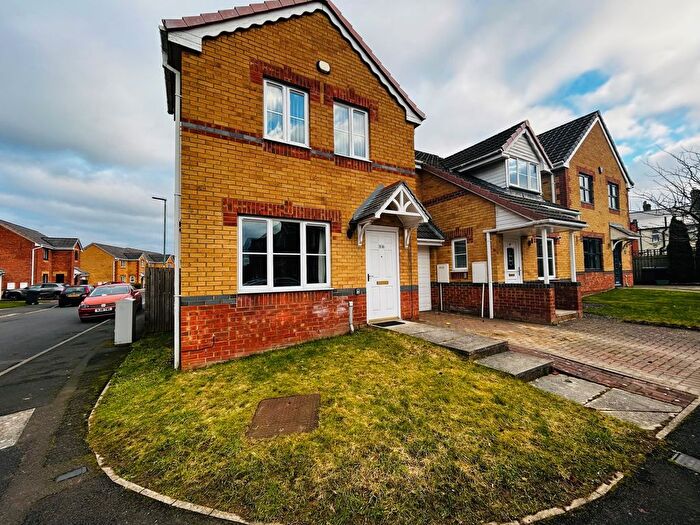 3 Bedroom Property To Rent In St. Ives Gardens, Consett, DH8