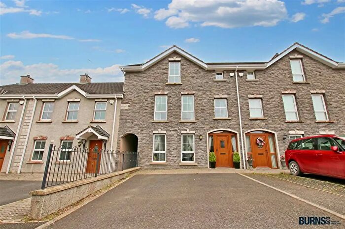 5 Bedroom TownHouse For Sale In Mulinderg, Magherafelt, BT45