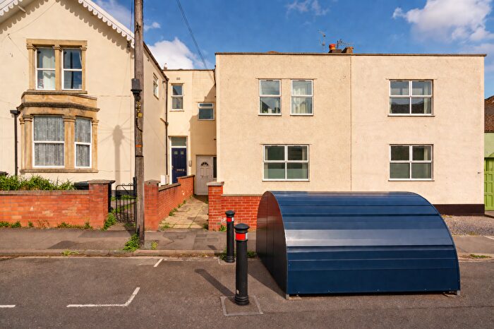 1 Bedroom Flat For Sale In Stackpool Road, Southville, BS3