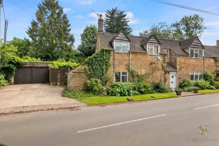 3 Bedroom Detached House For Sale In Broad Campden, Chipping Campden, GL55