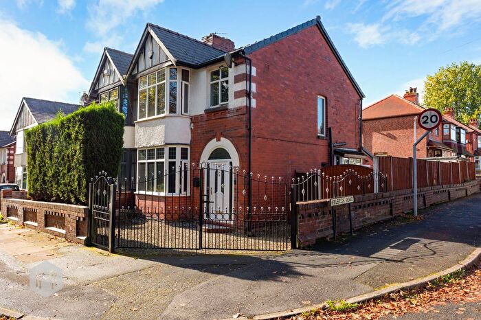 3 Bedroom Semi-Detached House For Sale In Devonshire Road, Bolton, BL1