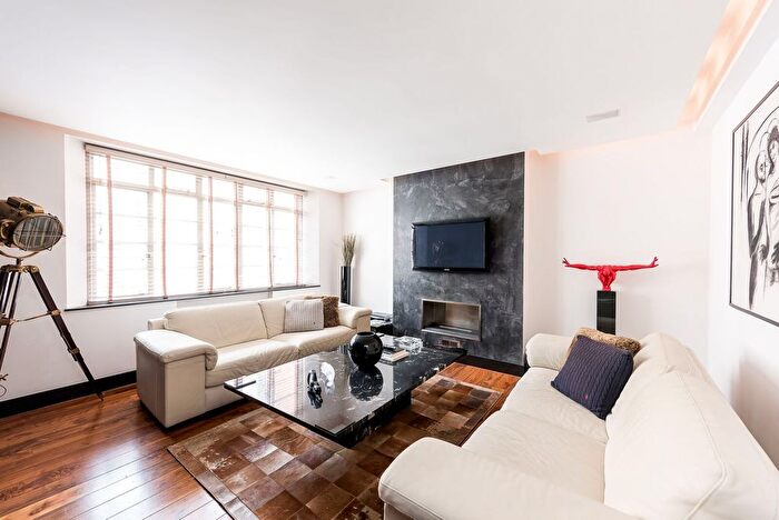 2 Bedroom Flat To Rent In Sloane Street, Chelsea, London, SW1X
