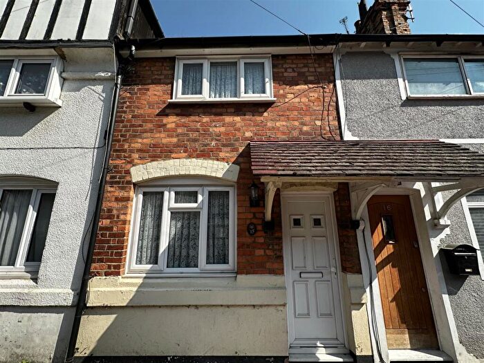 2 Bedroom Terraced House To Rent In Taunton Road, Northfleet, Gravesend, DA11