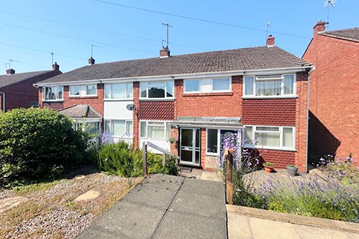 3 Bedroom Terraced House For Sale In Pargeter Street, Stourbridge, DY8