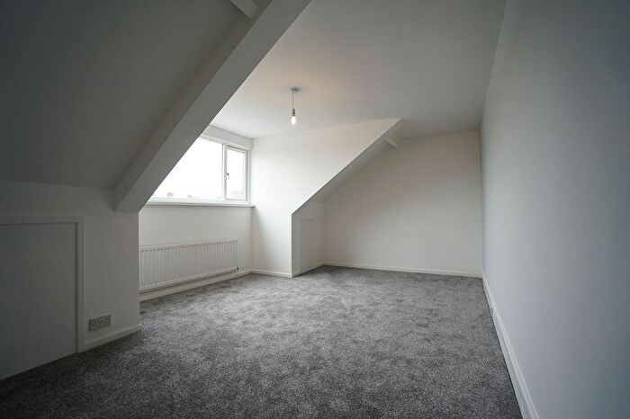 4 Bedroom Maisonette To Rent In Stanhope Road, South Shields, Tyne Amp; Wear, NE33