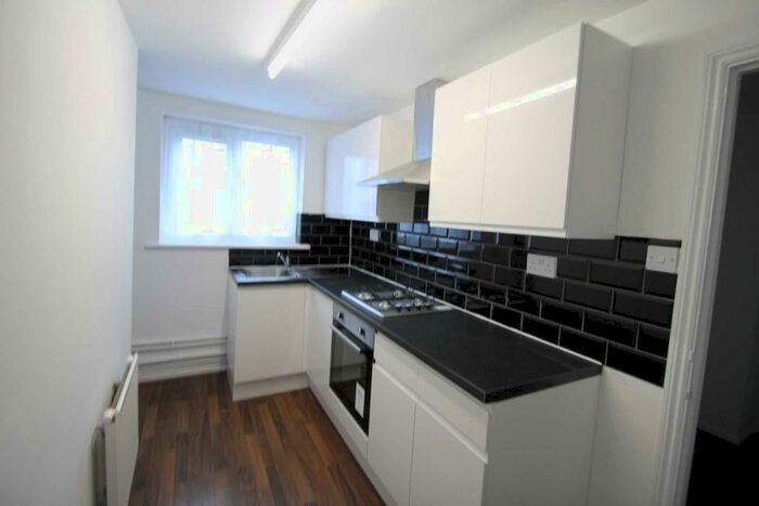 3 Bedroom House To Rent In North Lane, Aldershot, GU12
