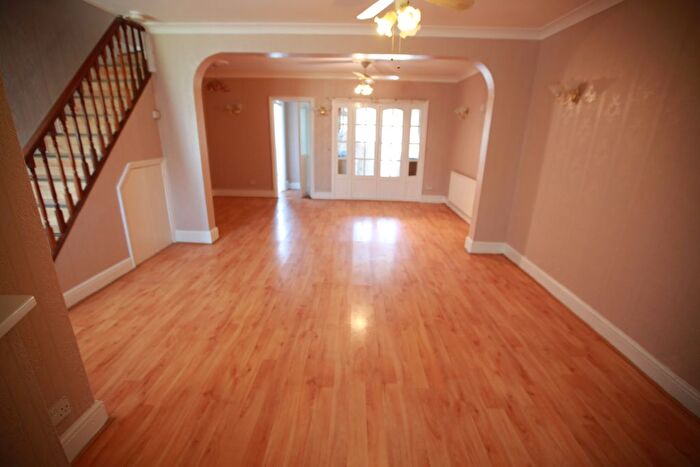 3 Bedroom Terraced House To Rent In Harrow, HA2