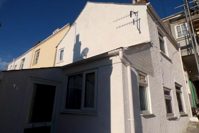 1 Bedroom Cottage To Rent In Fore Street, Plymouth, PL7