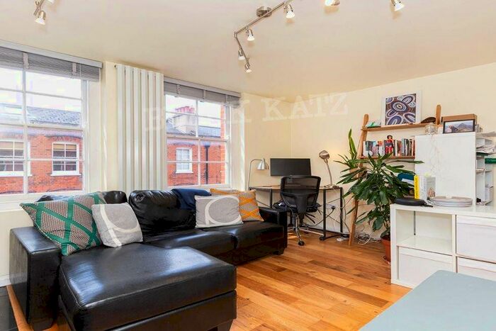 1 Bedroom Flat To Rent In Paget Street, EC1V