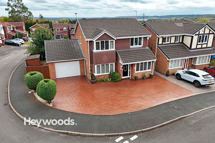 4 Bedroom Detached House For Sale In Eddisbury Drive, Waterhayes, Newcastle-under-Lyme, Staffordshire, ST5