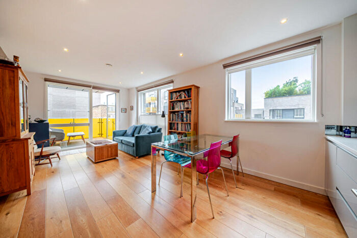 2 Bedroom Apartment For Sale In Arts Lane, London, SE16