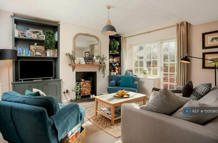 2 Bedroom Flat To Rent In New King Street, Bath, BA1