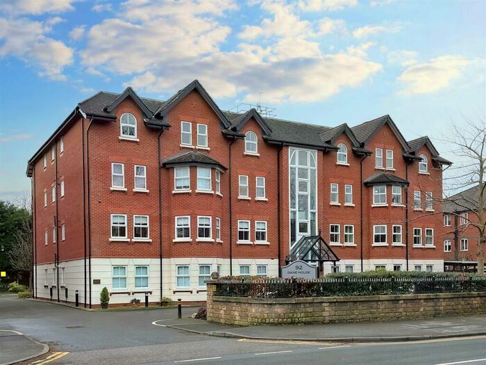 2 Bedroom Apartment To Rent In Northenden Road, Sale, M33