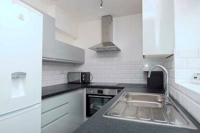 4 Bedroom Terraced House To Rent In Crayford Road, Brighton, BN2