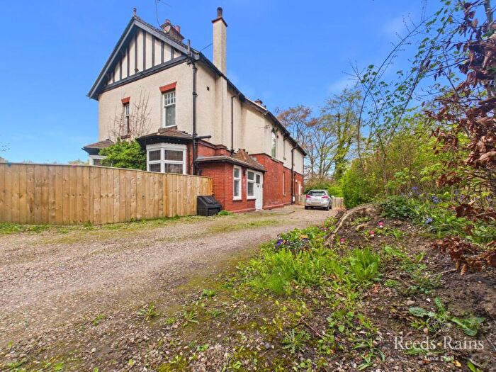 5 Bedroom Detached House For Sale In Durham Road, Bishop Auckland, Durham, DL14