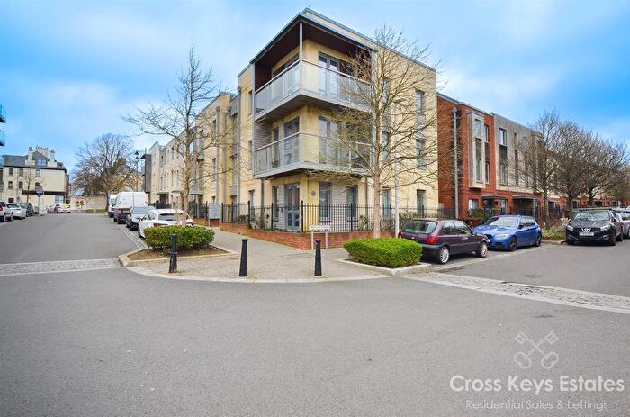 1 Bedroom Flat For Sale In Wall Street, Devonport, PL1
