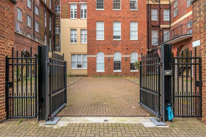 Land To Rent In City Road, London, EC1V
