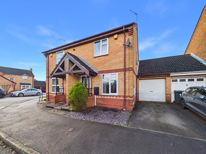 2 Bedroom Semi Detached House For Sale In Hasgill Close, Oakwood, DE21