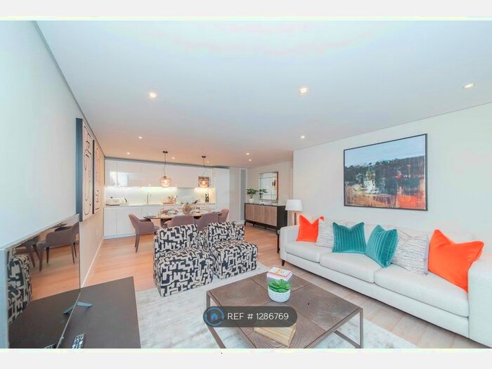 3 Bedroom Flat To Rent In Merchant Square East, London, W2